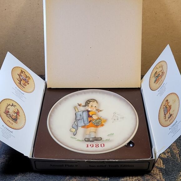 Vintage Hand Painted Hummel 10th Annual Plate 1980 Goebel Hummel Annual Plate - Picture 3 of 7